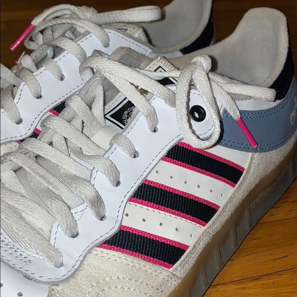 Adidas Samba - Picture 2 of 3